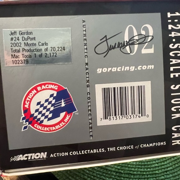 Jeff Gordon #24 Action Collectables Diecast 1:24 Scale Car - Picture 5 of 8